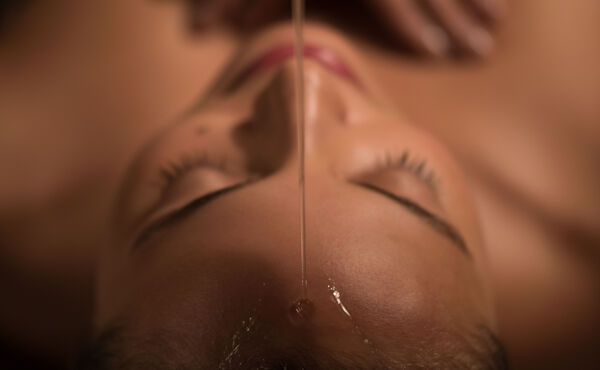 /Magazine/2020/attention/2020-10-30_Healing-self-massage_main-.jpg
