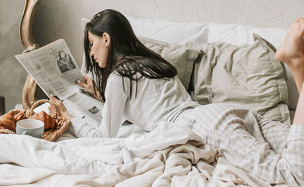 /Magazine/2022/April/rituals-reading-newspaper.jpg